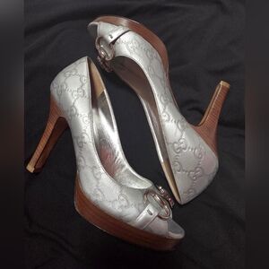 Gucci Silver Horsebit Accent GG Platform Peep-Toe Heels 6.5